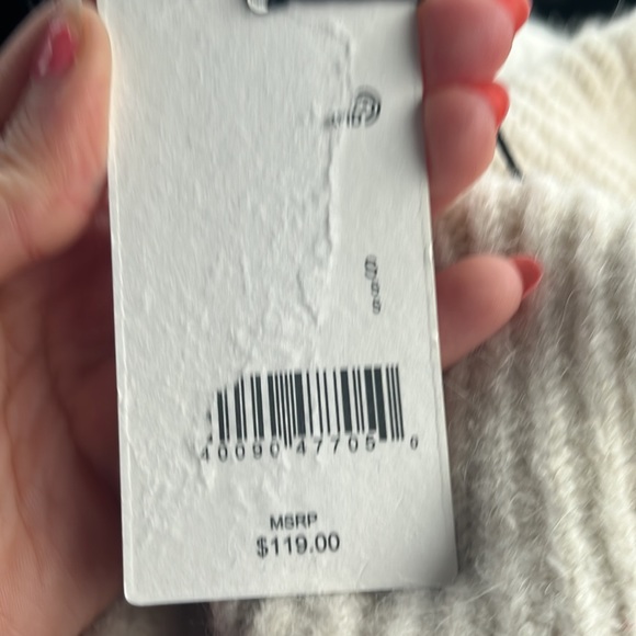 a loves a turtleneck size small new with tag - Picture 3 of 4